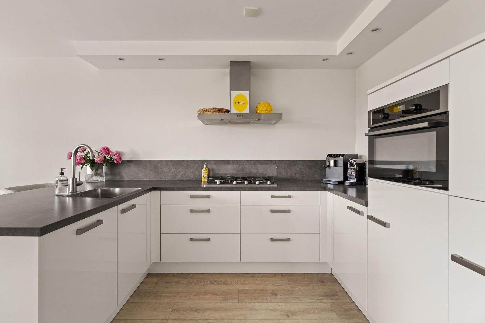 An van Gilsehof 51, Noordwijk foto-13