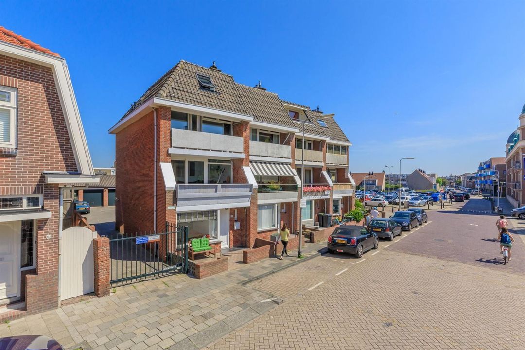 Abraham van Royenstraat 100<br/><small>€ 649.000 k.k.</small>