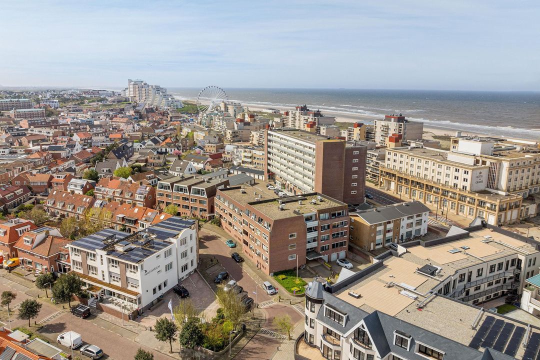 Jan van Henegouwenweg 64<br/><small>€ 359.000 k.k.</small>