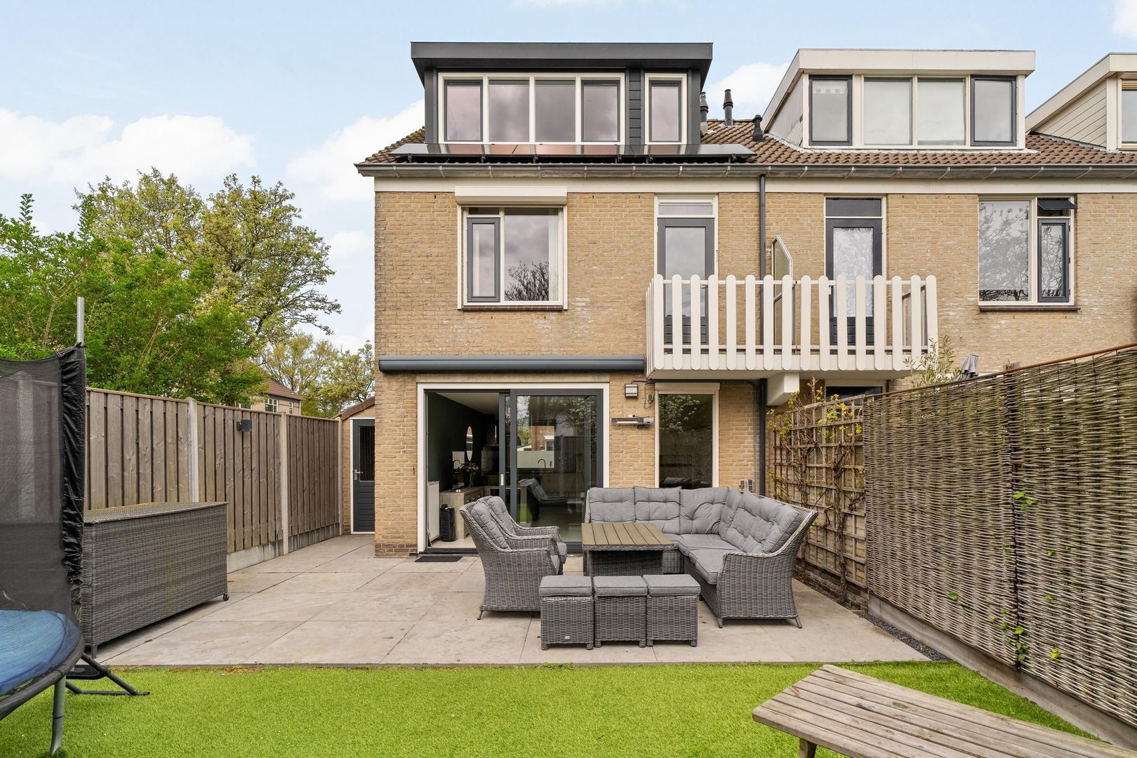 Branding 27, Noordwijk foto-3