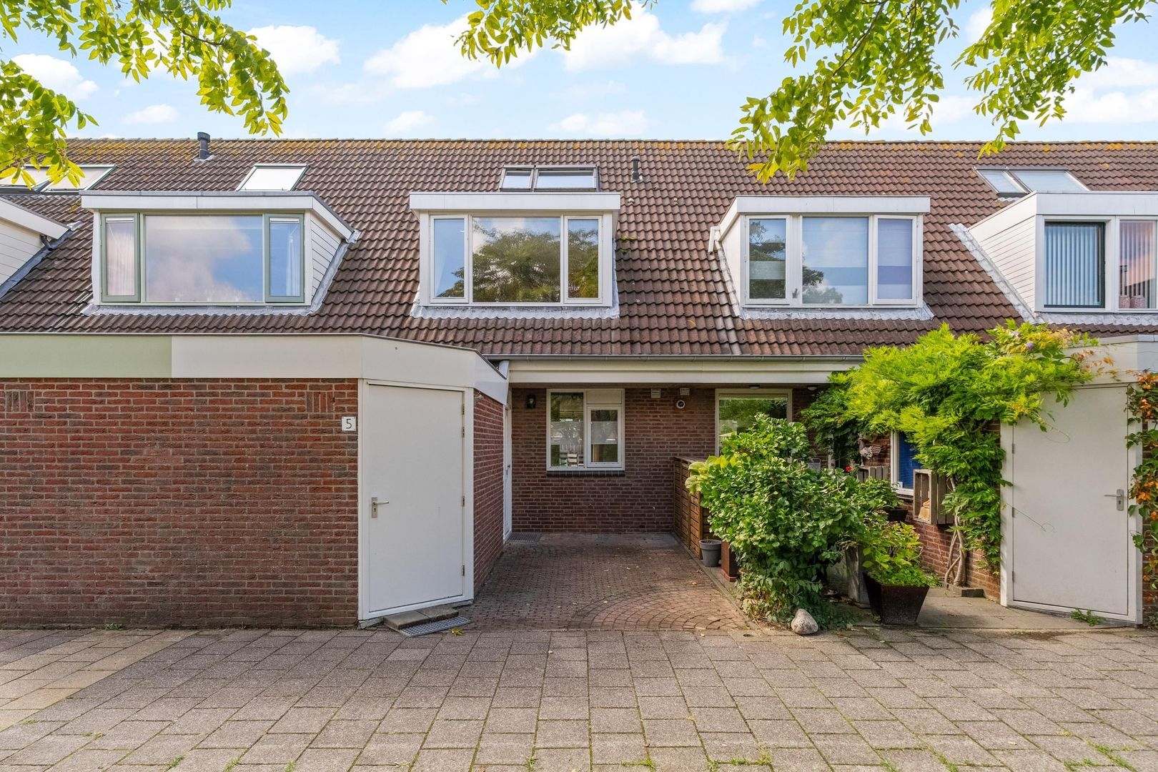 Bries 5, Noordwijk foto-1