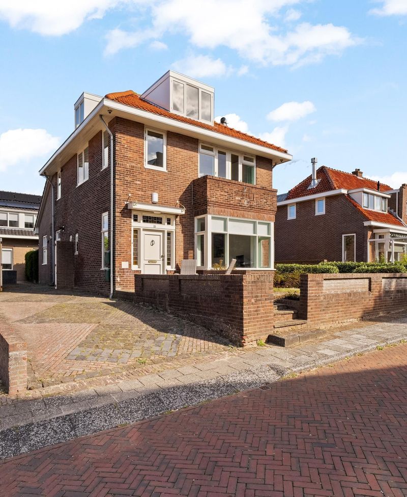 van Hardenbroekweg 15, Noordwijk