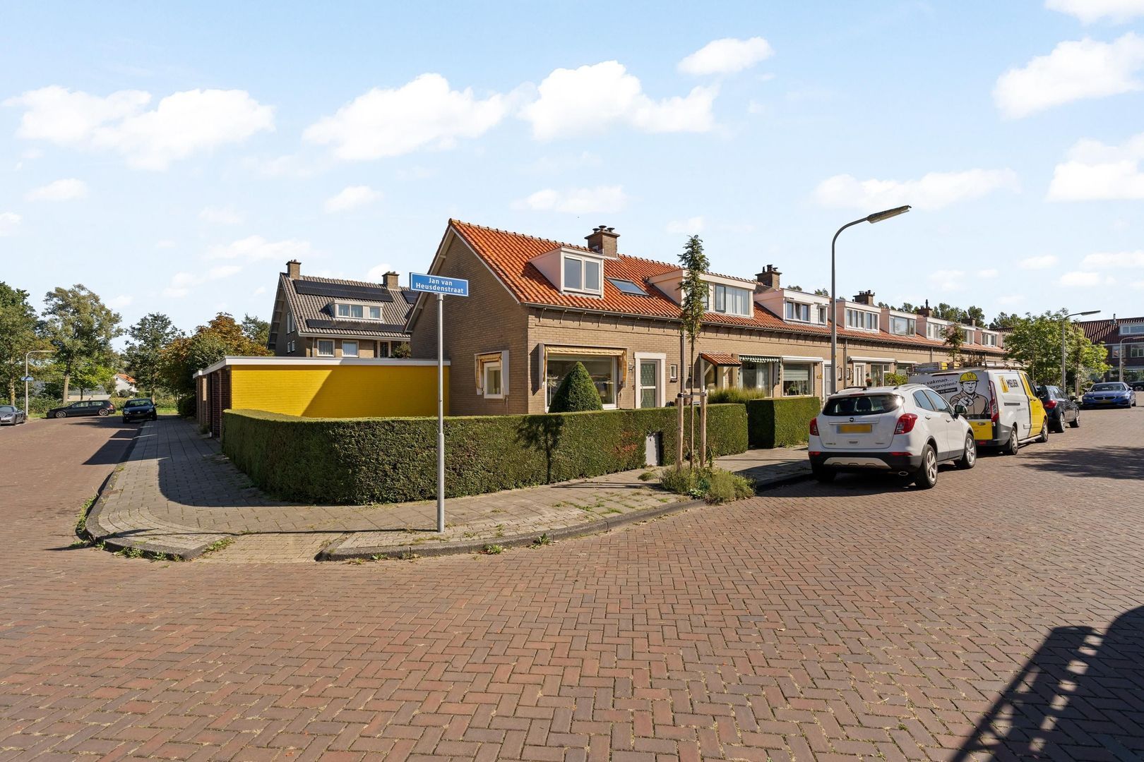 Jan van Heusdenstraat 1, Noordwijk foto-0