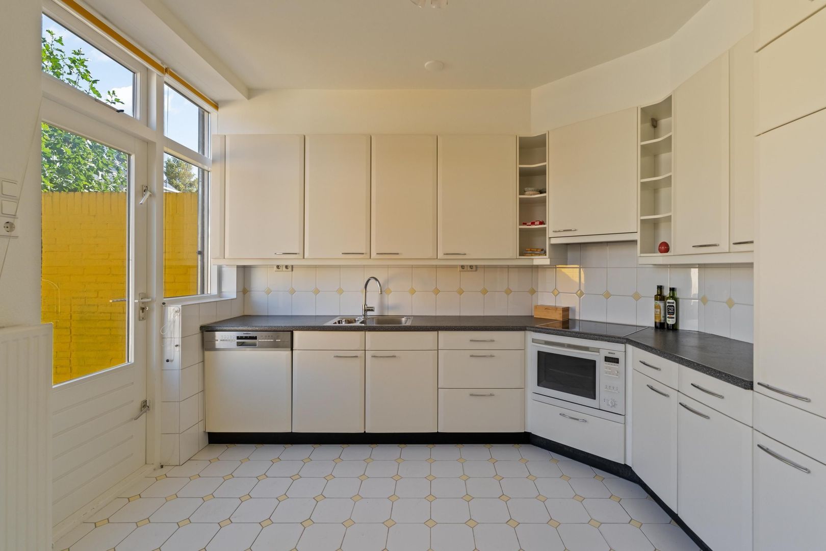 Jan van Heusdenstraat 1, Noordwijk foto-14