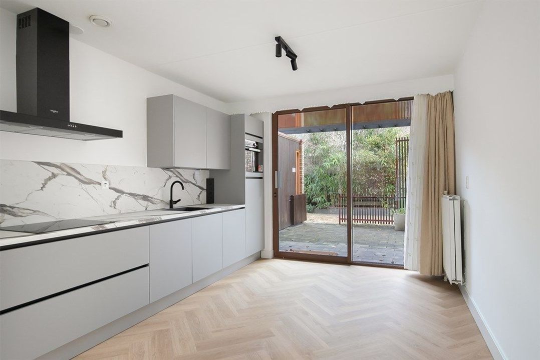 Hongarenburg 170 B, Den Haag