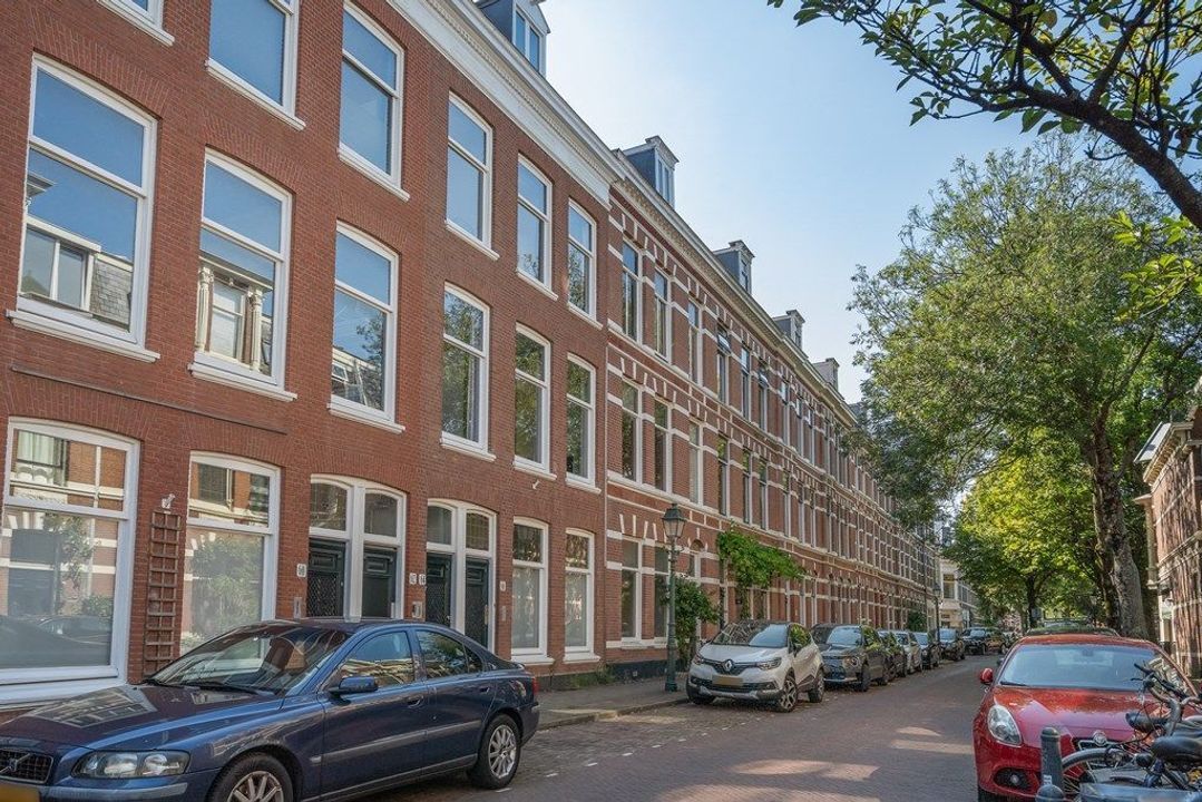 Van Merlenstraat 64, Den Haag
