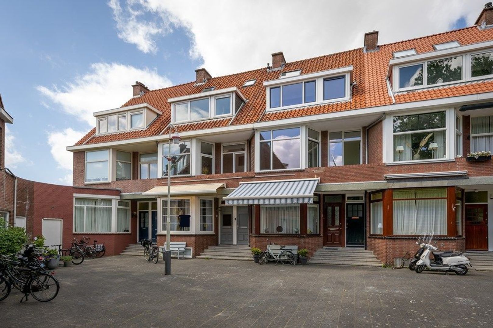 Vlielandsestraat 77, Den Haag foto-1