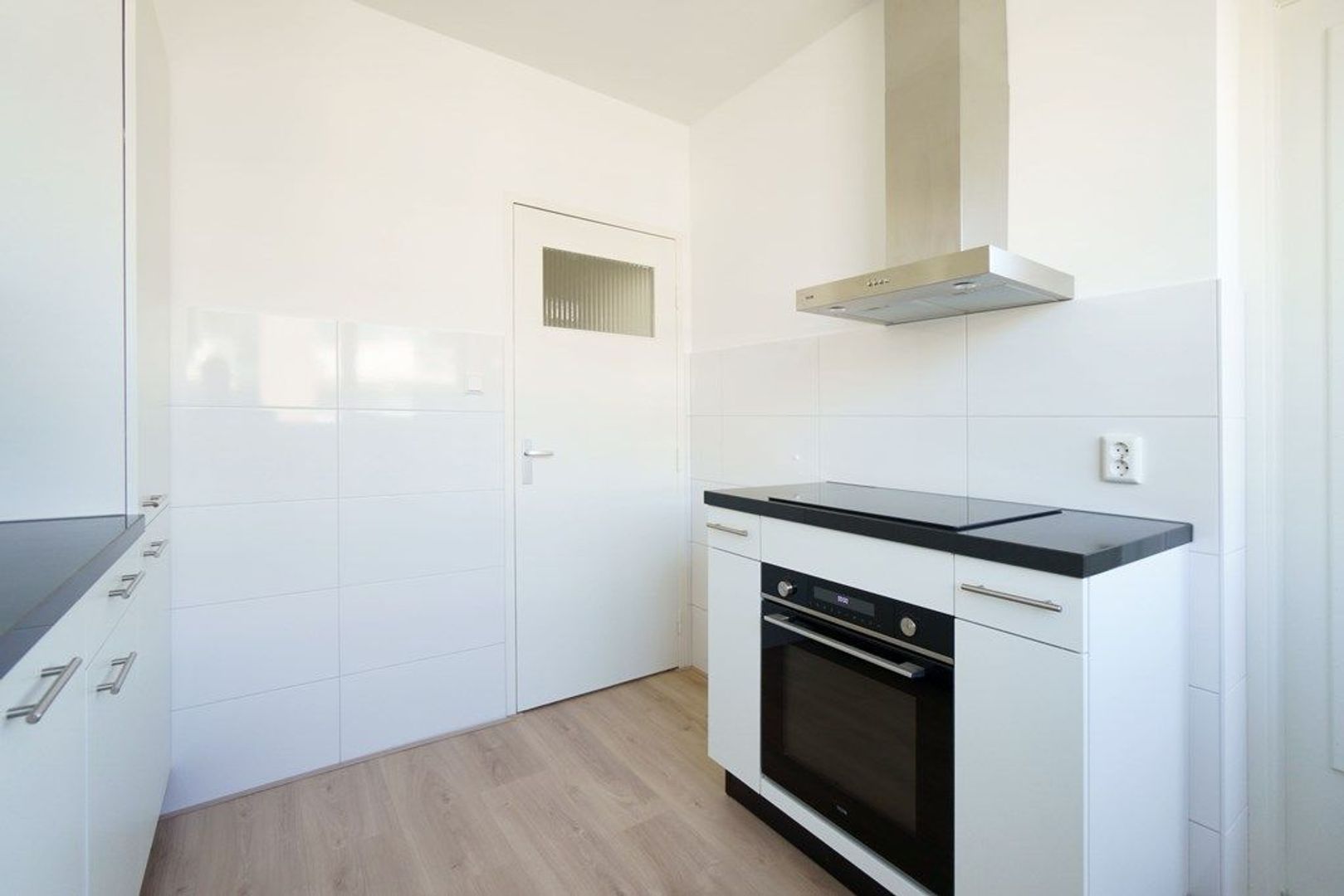 Escamplaan 555, Den Haag foto-3