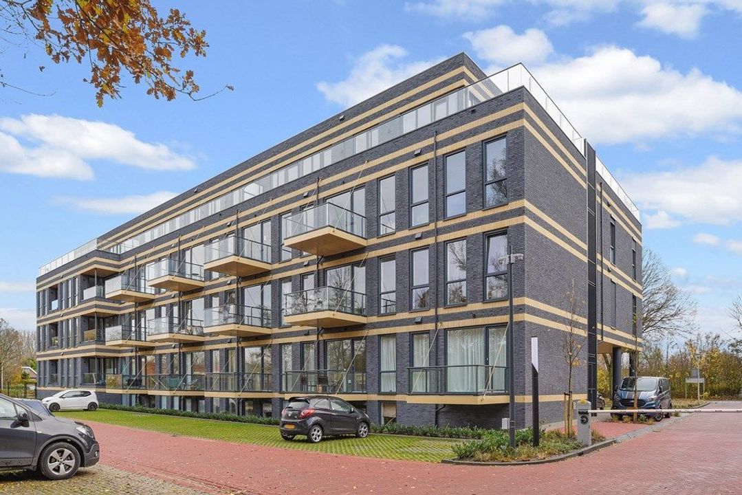 Stationsstraat 56, Rhoon
