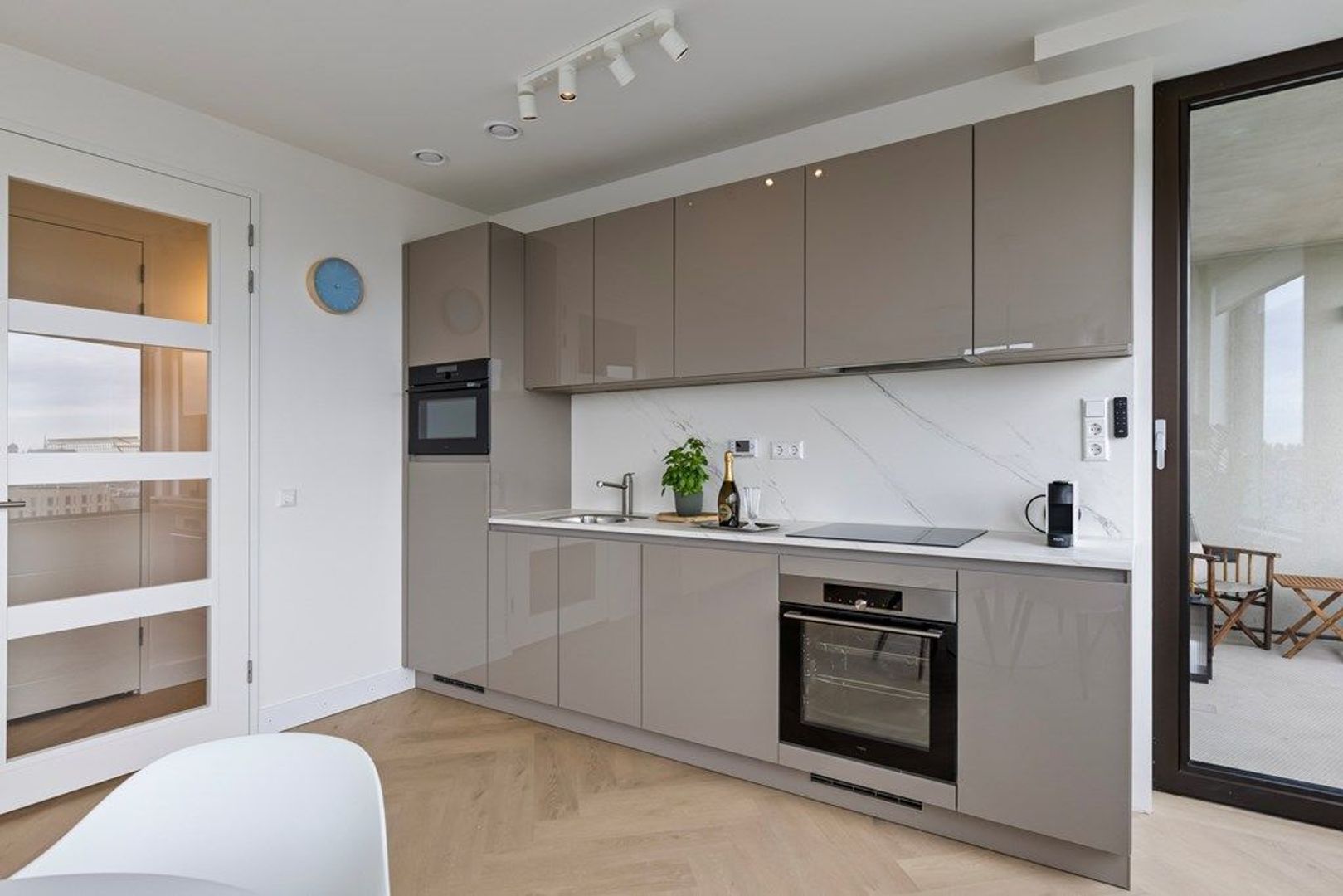 Vliegerstraat 90, Leiden foto-2