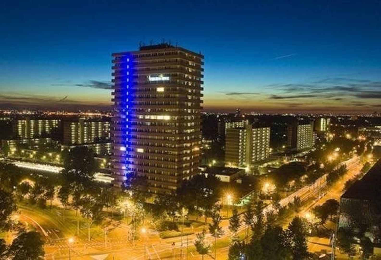 Martinus Nijhofflaan 2 B12, Delft foto-2