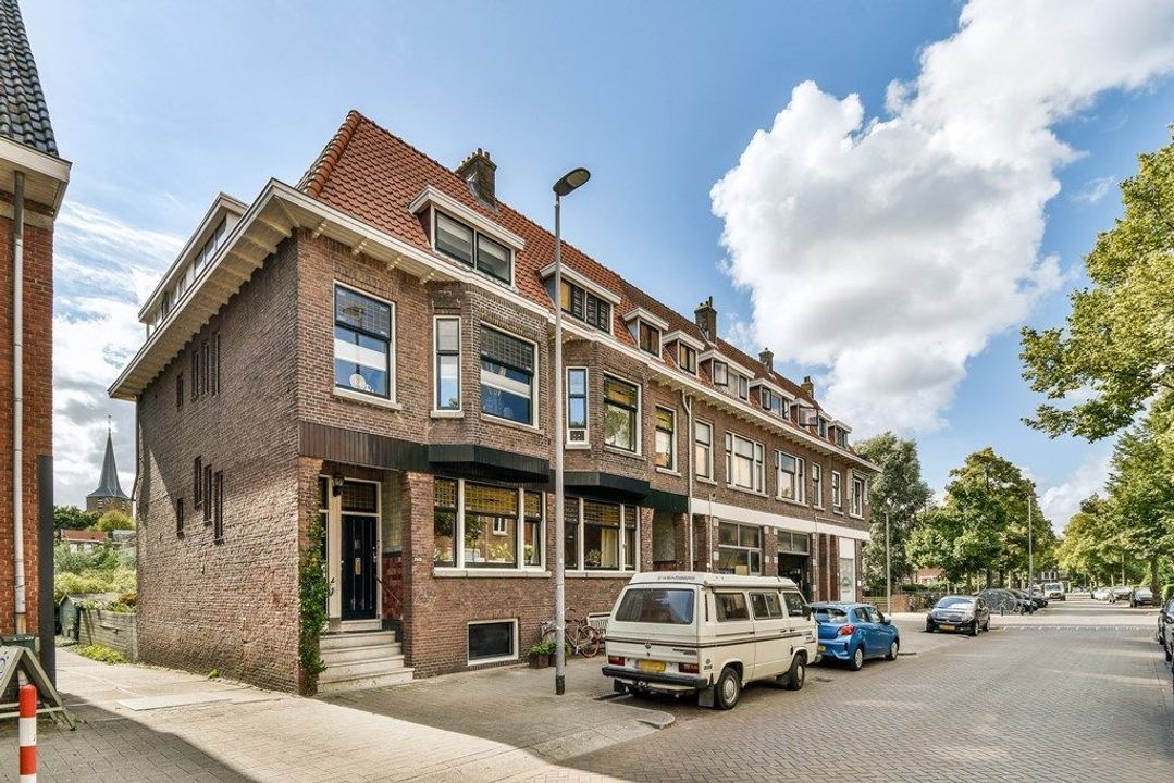 Adriaen van der Doeslaan 25 B, Rotterdam