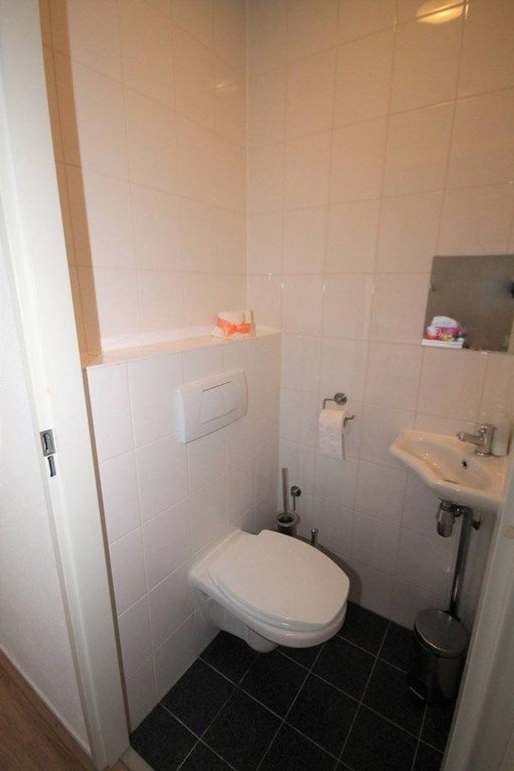 Louise Henriëttestraat 2 B, Den Haag foto-12