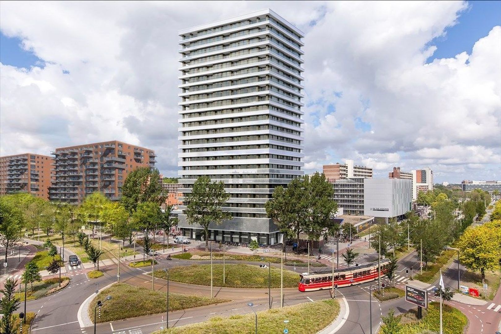 Martinus Nijhofflaan 2 M8, Delft foto-1