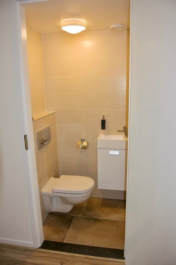 Oostmaaslaan 648, Rotterdam foto-31