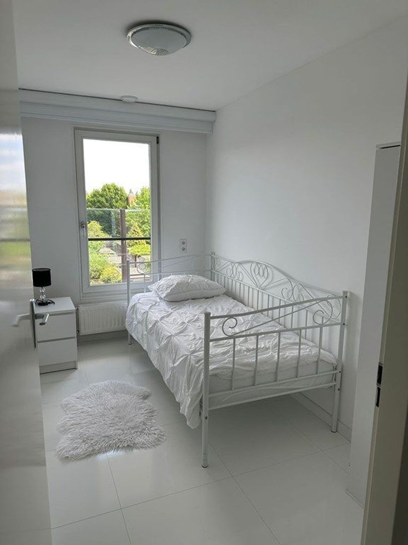 Laan Op Zuid 736, Rotterdam foto-14