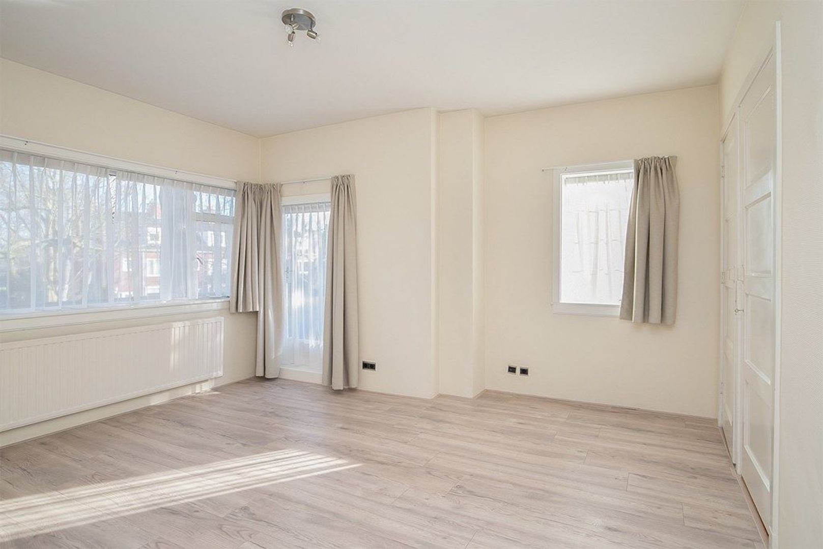 Storm Van 'S-Gravesandeweg 109, Wassenaar foto-16