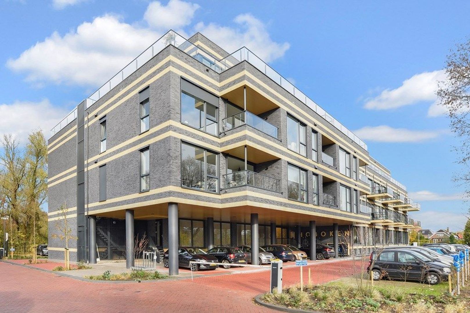 Stationsstraat 60, Rhoon foto-15