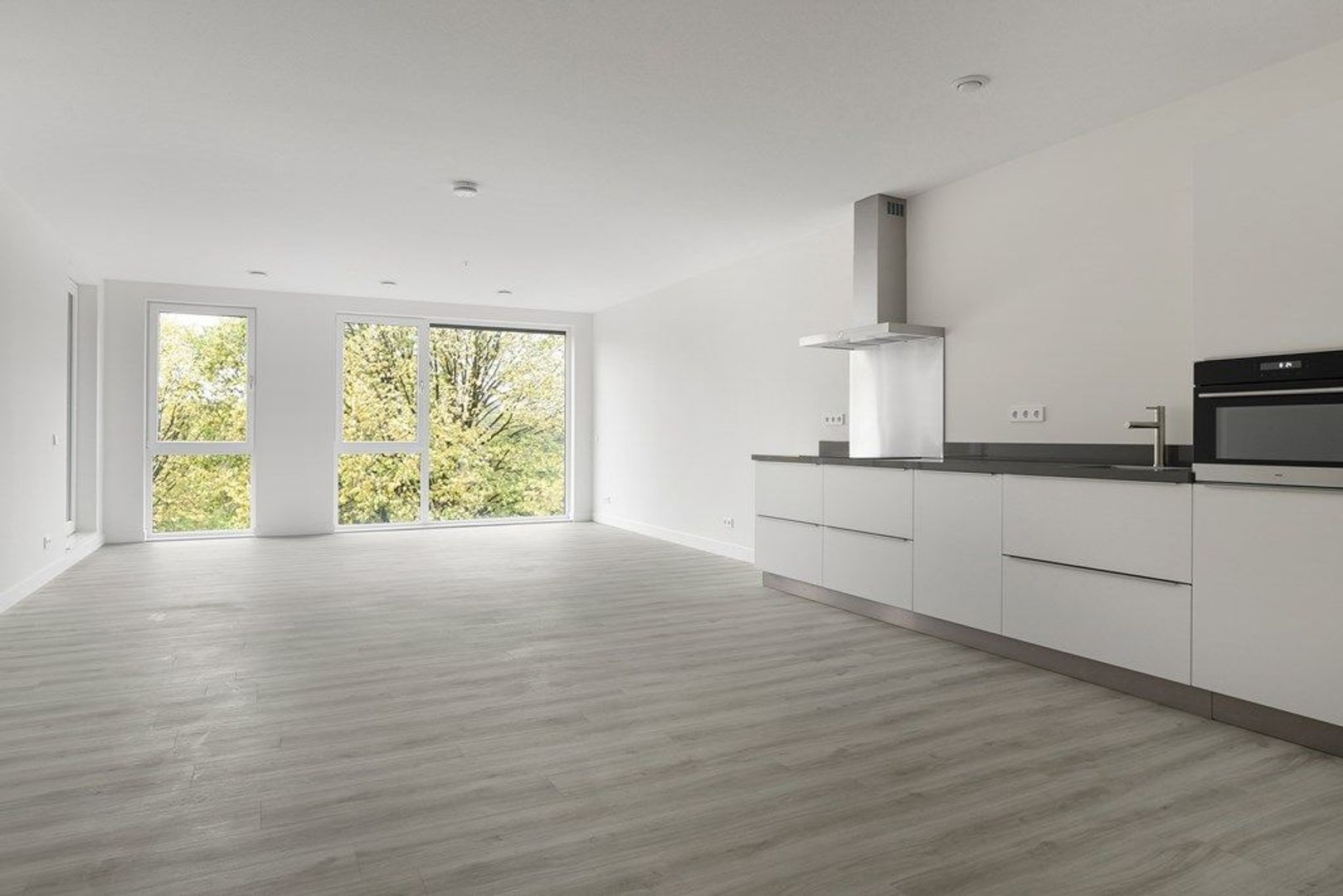 Stationsstraat 60, Rhoon foto-0