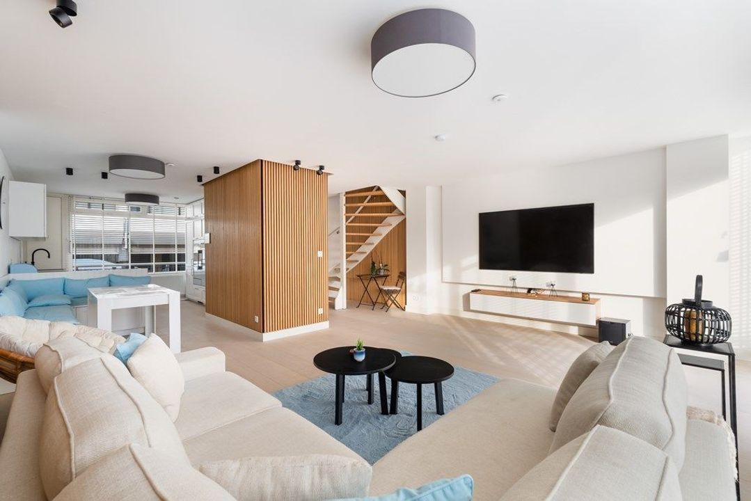 Rederserf 49, Den Haag