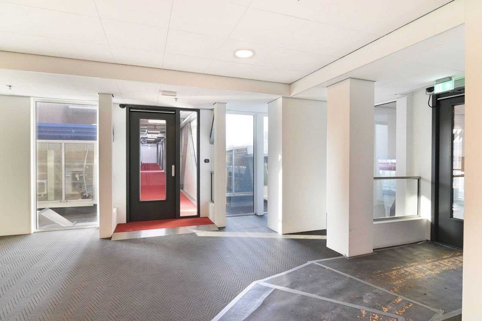 Martinus Nijhofflaan 364, Delft foto-13