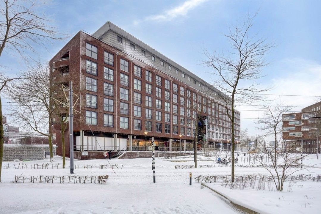 Middeldijkerplein 103, Barendrecht