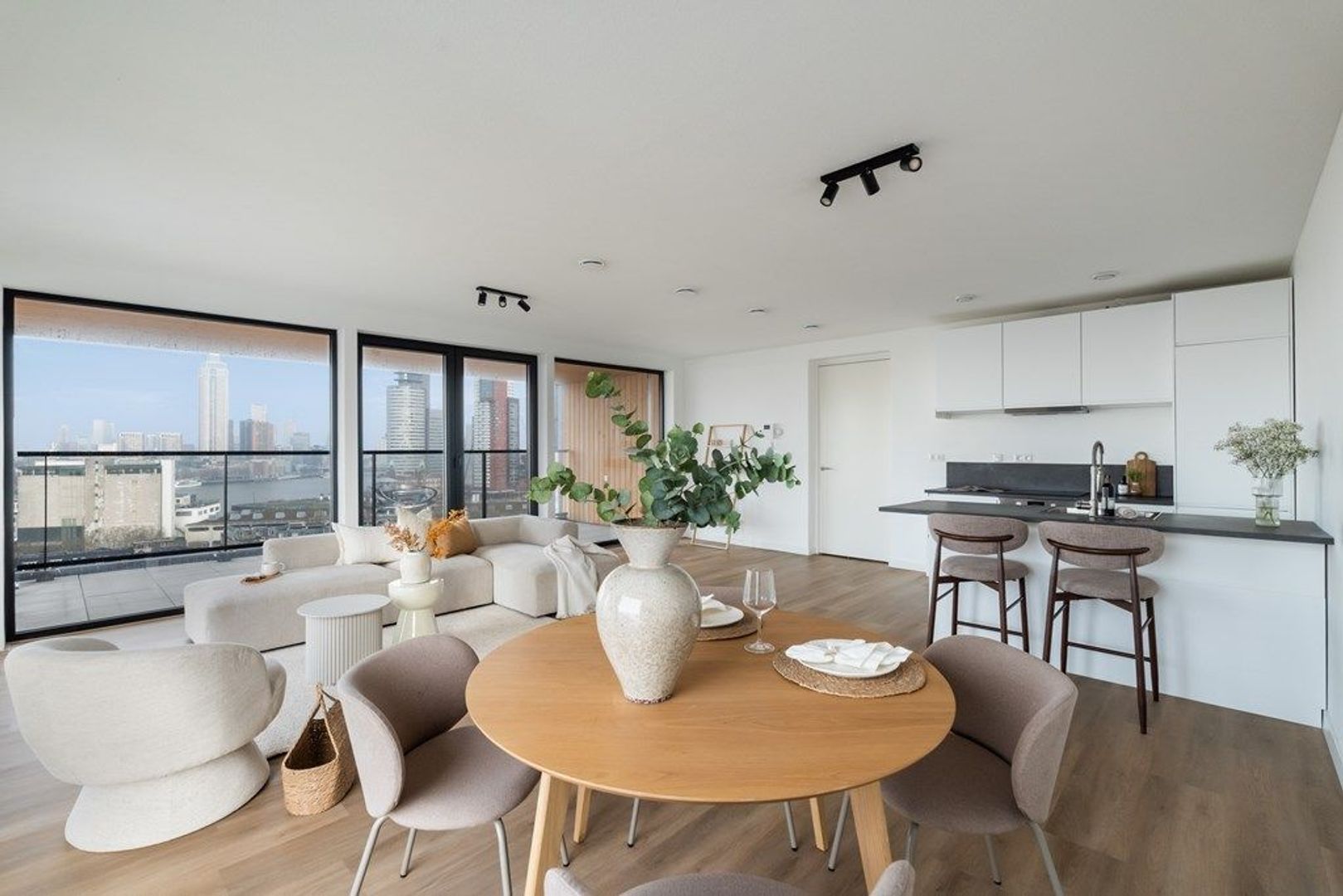 Maashaven N.Z. 835, Rotterdam foto-0