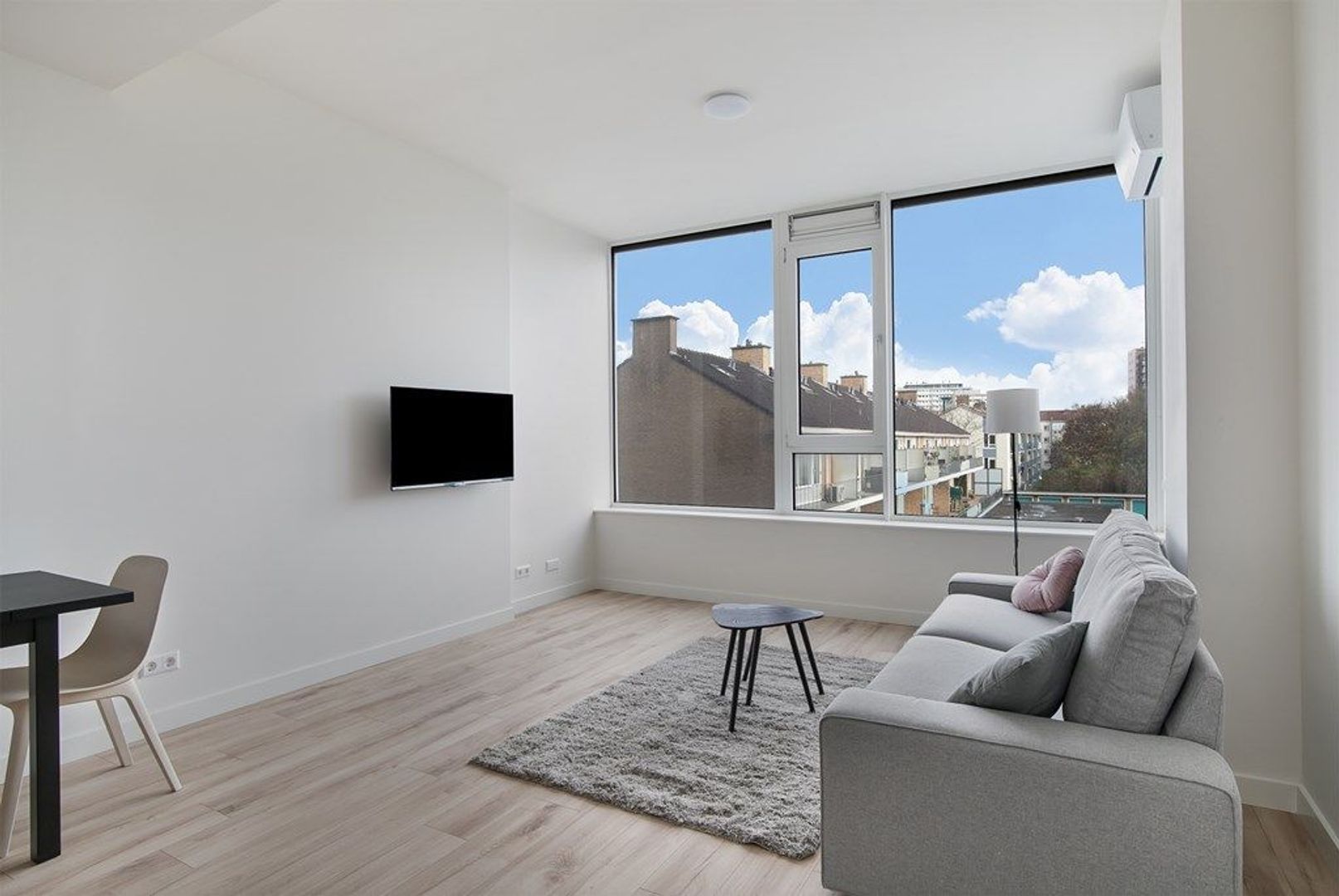 Wethouder Hillenaarplnts 121, Rijswijk foto-0