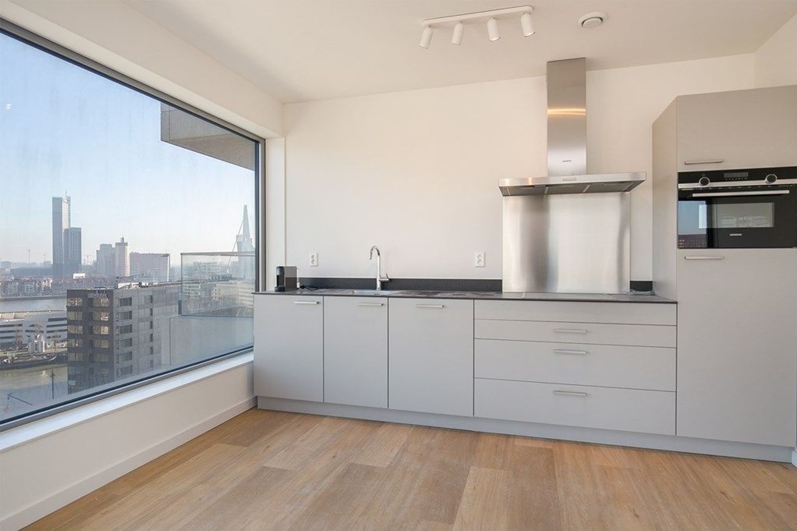 Baan 46 Y, Rotterdam foto-3