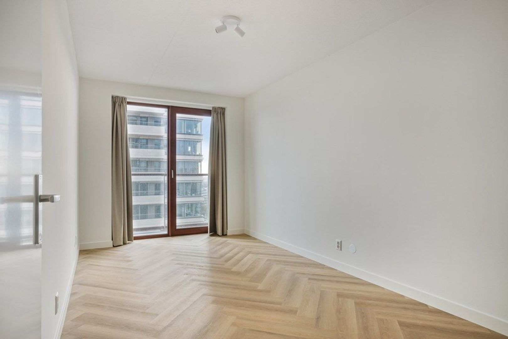 Baan 34 F17, Rotterdam foto-14