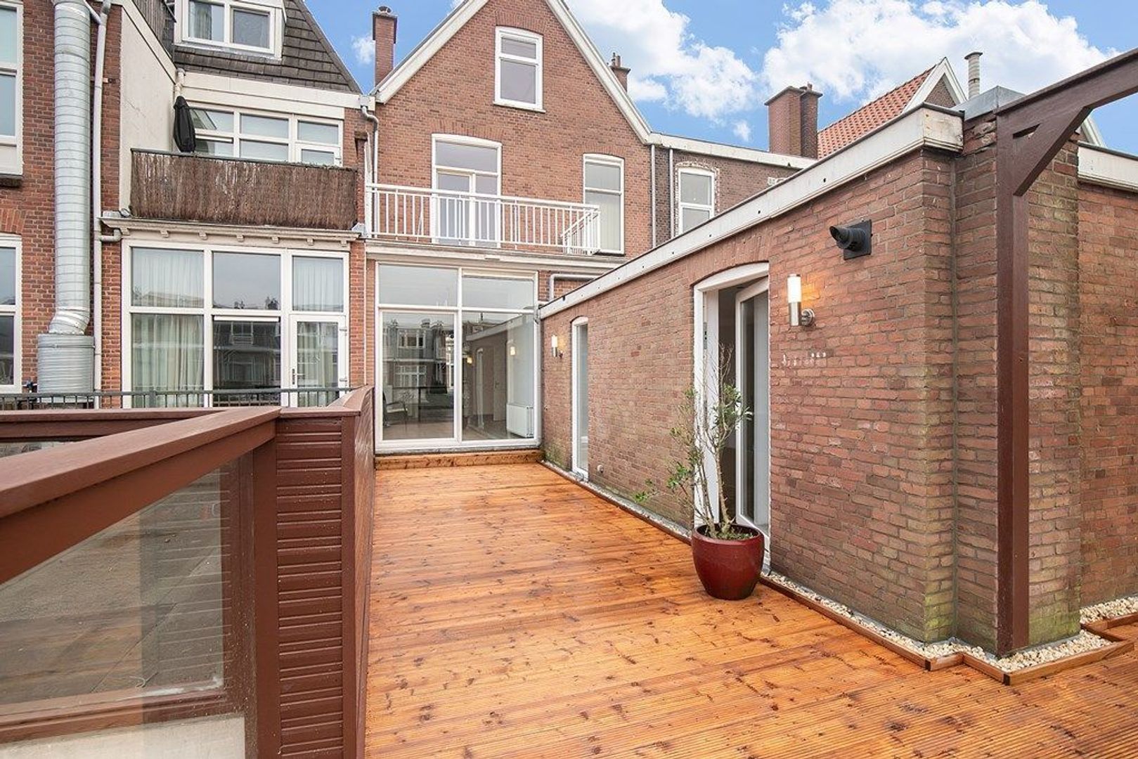 Weimarstraat 105, Den Haag foto-1