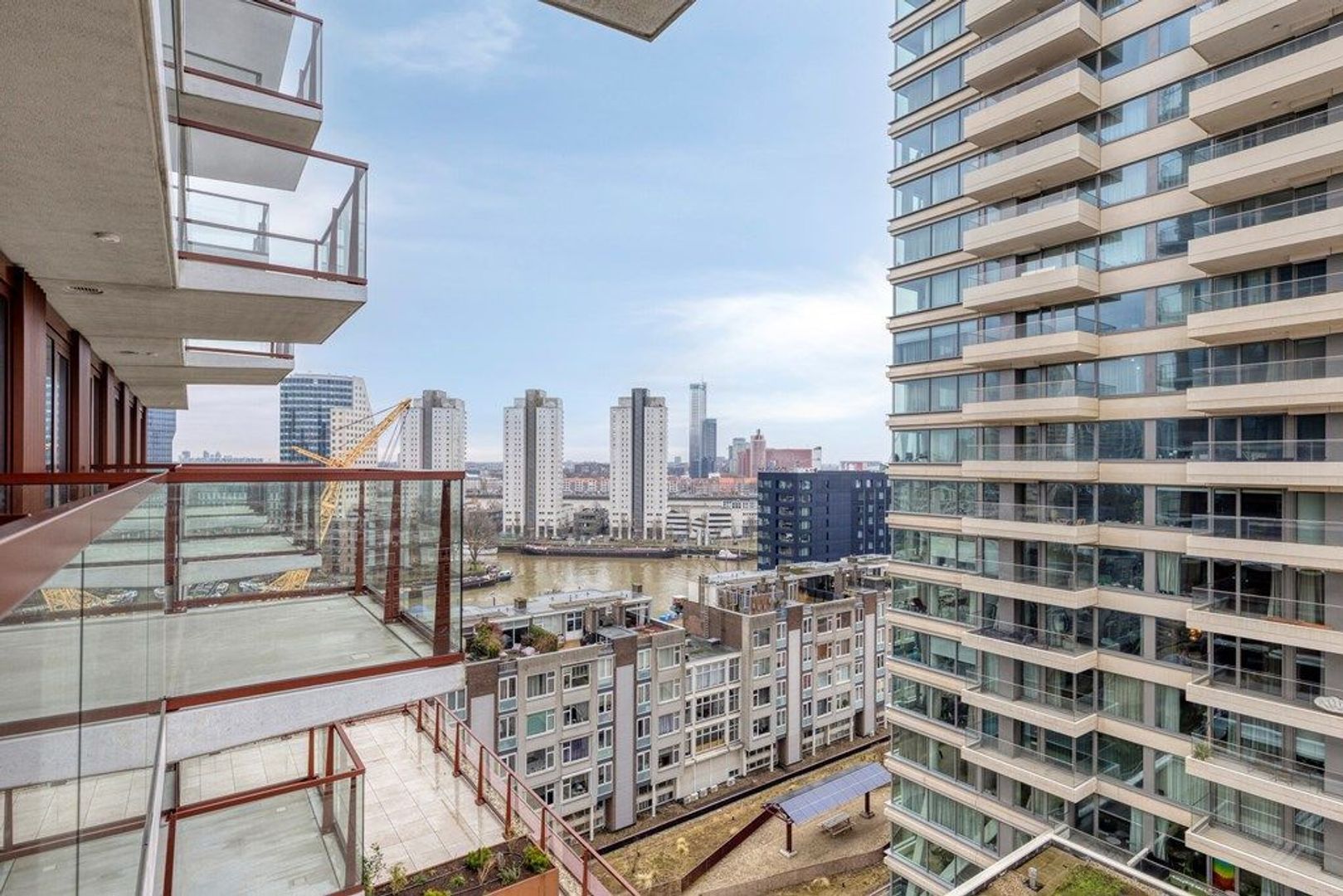 Baan 34 C12, Rotterdam foto-50