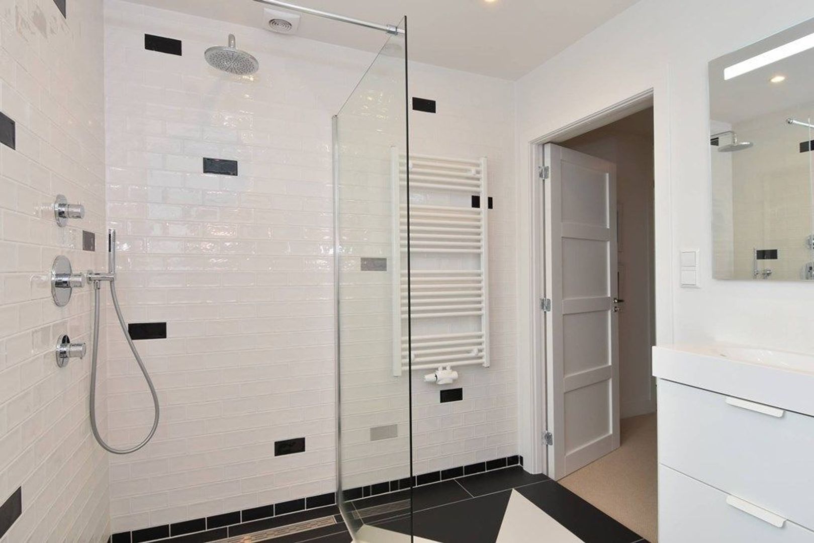 Theresiastraat 111 B, Den Haag foto-18