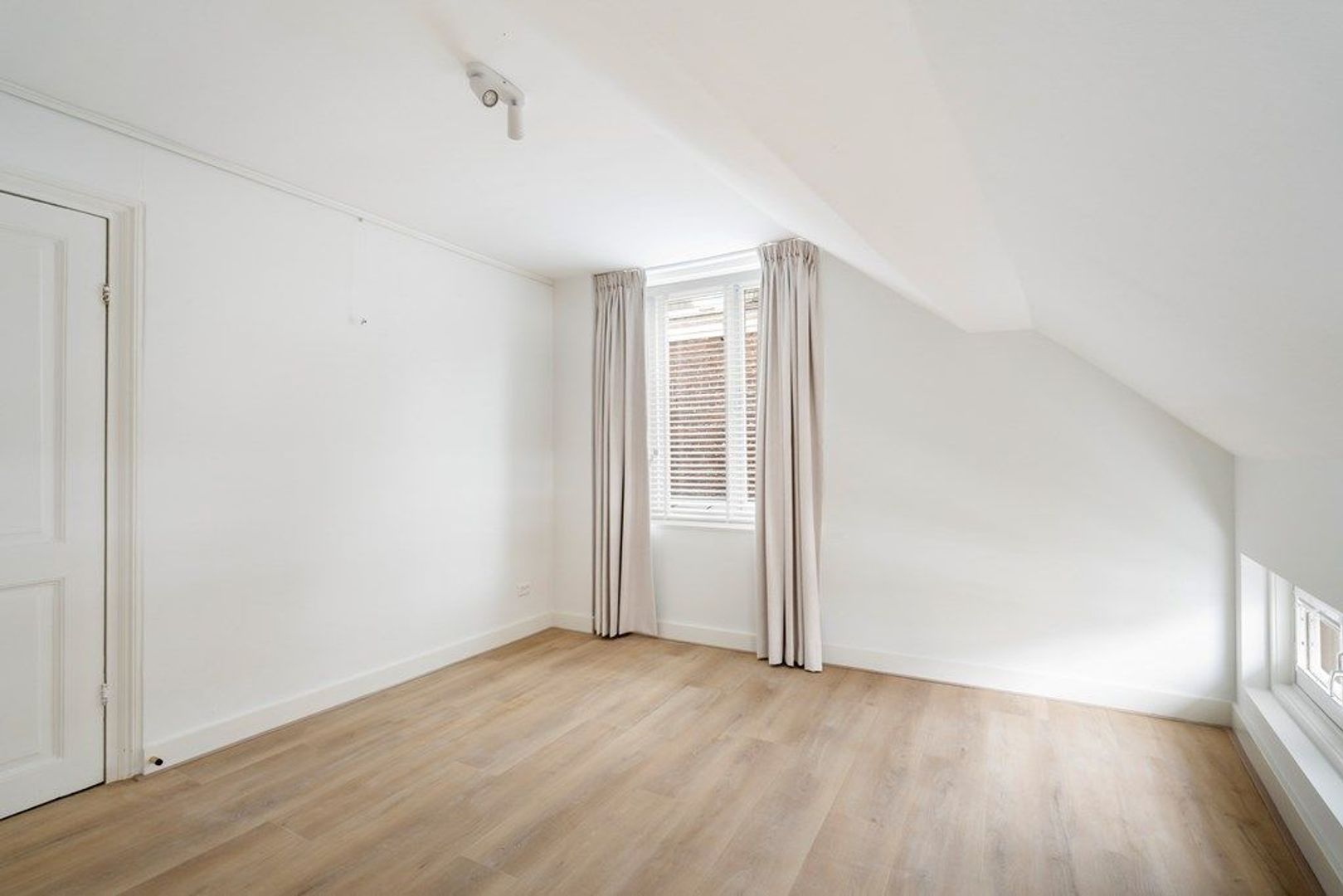 Laan van Meerdervoort 6 A, Den Haag foto-60