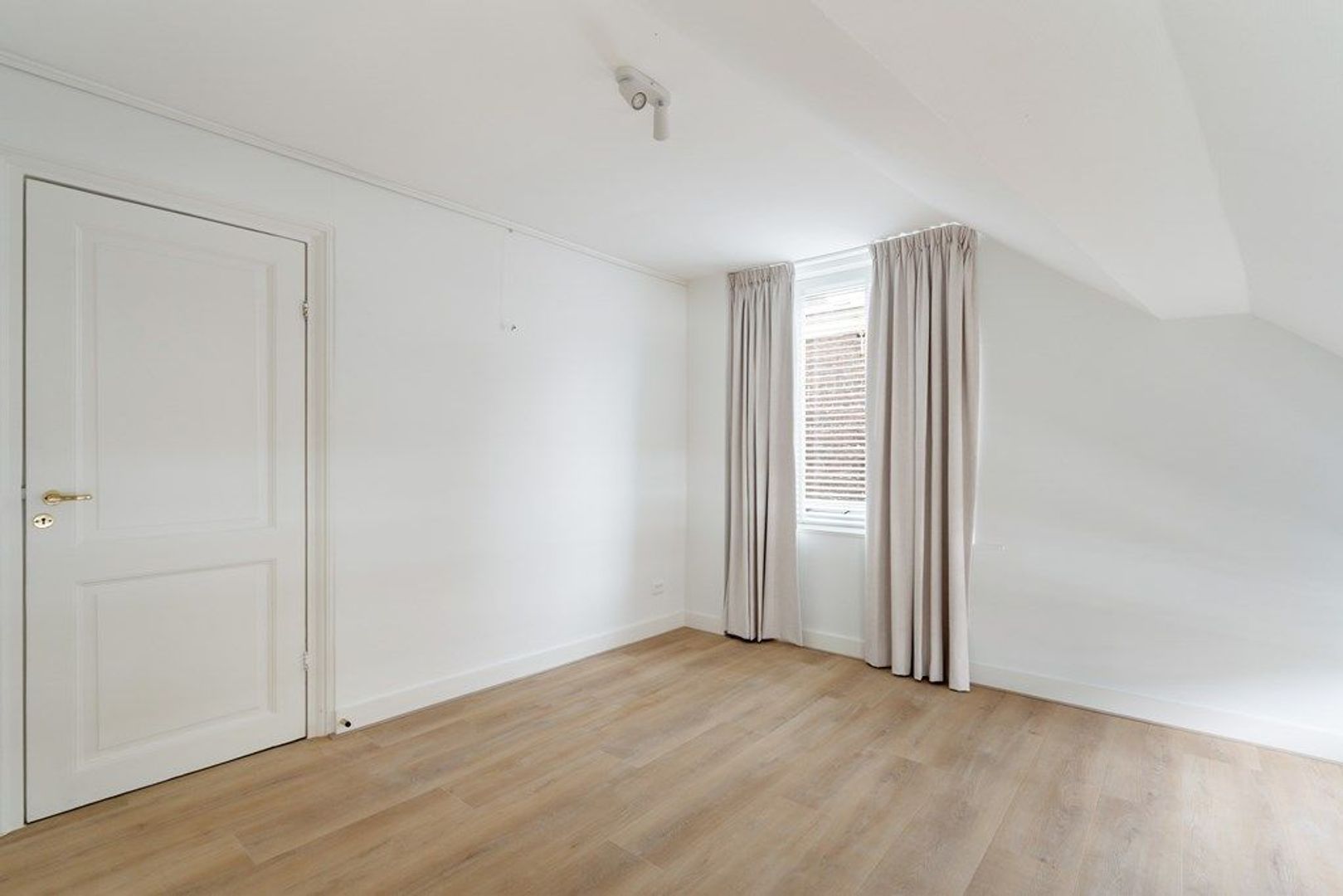 Laan van Meerdervoort 6 A, Den Haag foto-59