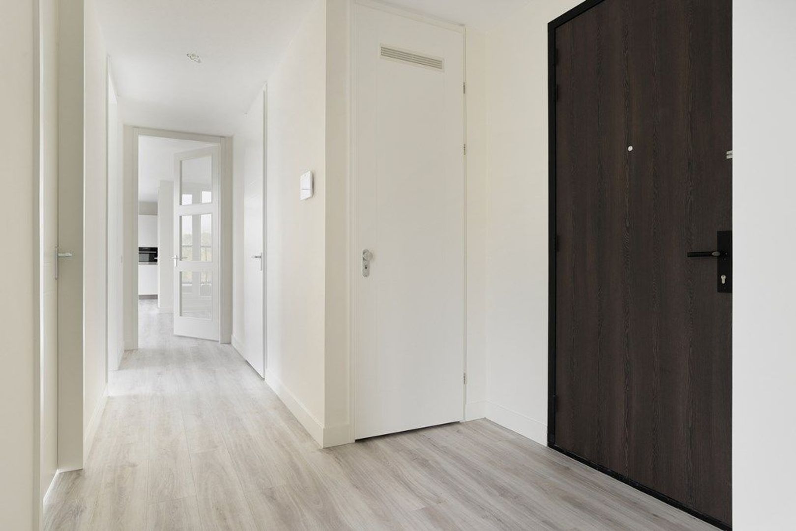 Stationsstraat 94, Rhoon foto-16