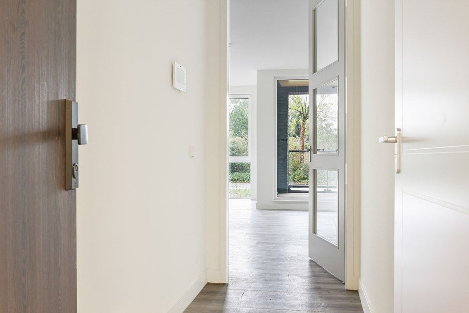 Stationsstraat 22, Rhoon foto-13