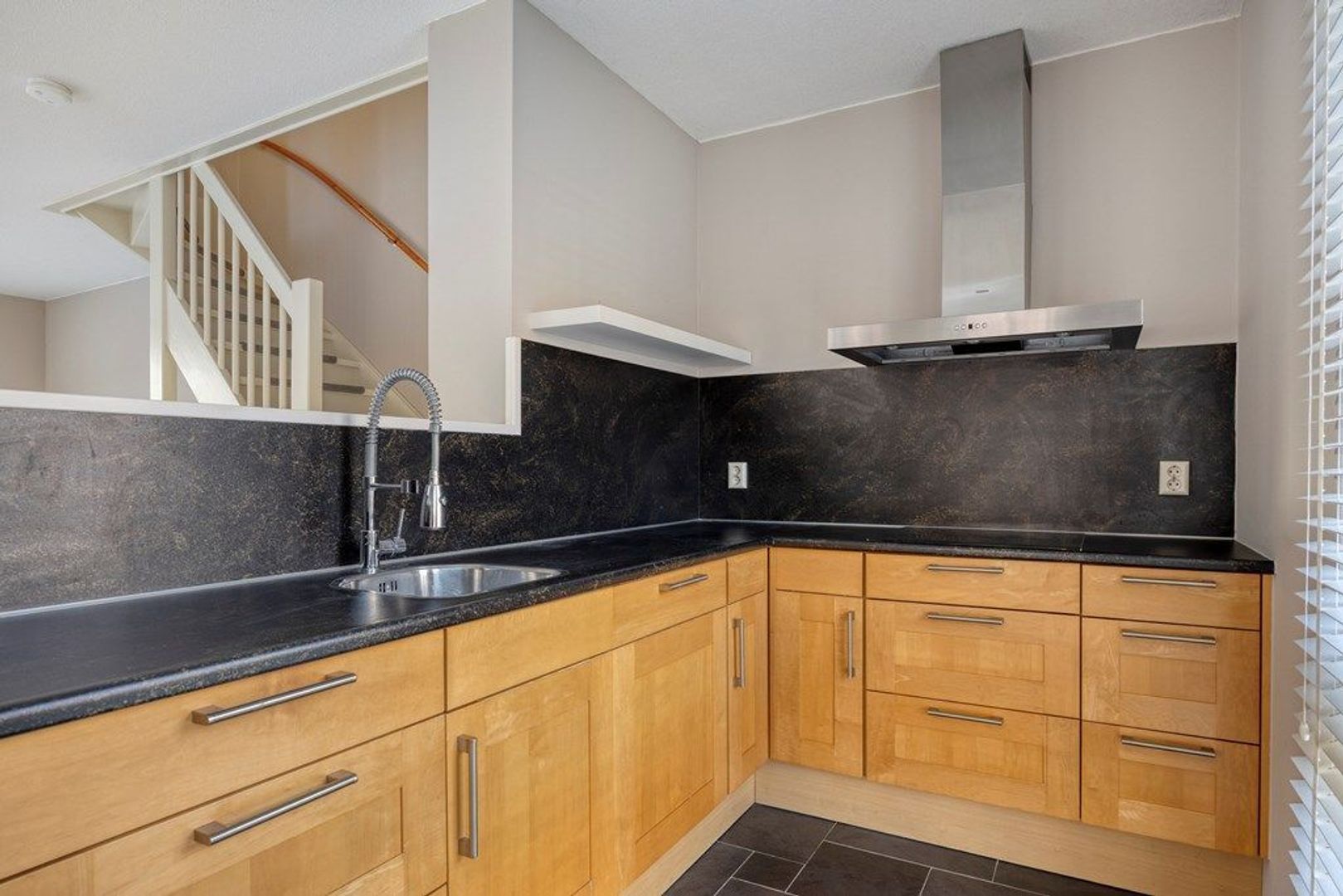 Gilze-Rijenhof 19, Nootdorp foto-11