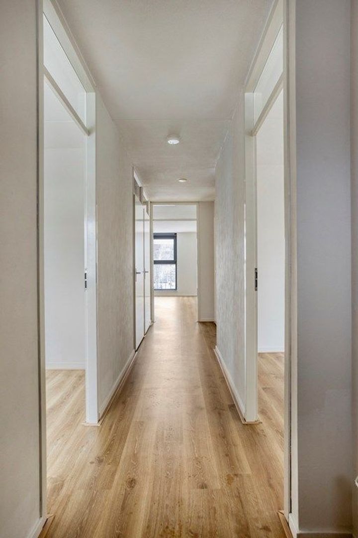 Middeldijkerplein 201, Barendrecht foto-7