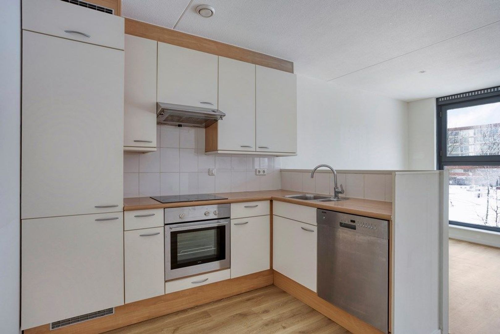 Middeldijkerplein 201, Barendrecht foto-3