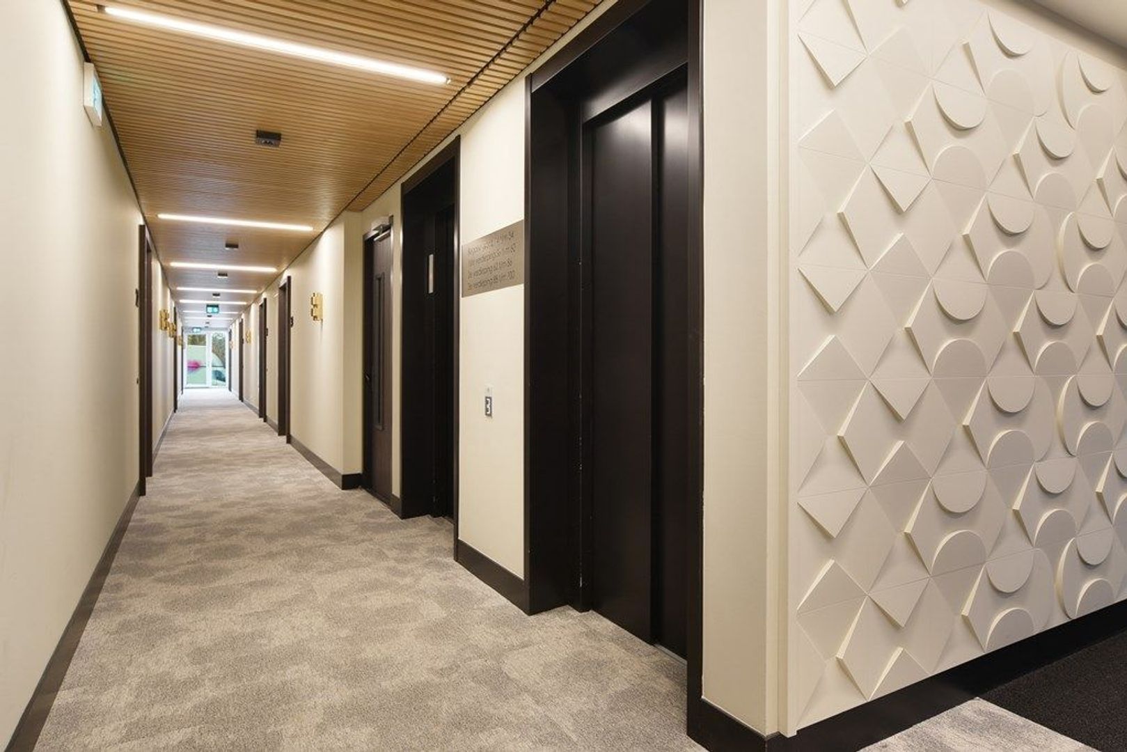 Stationsstraat 44, Rhoon foto-17