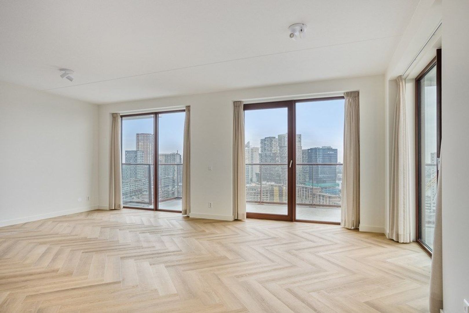 Baan 34 F17, Rotterdam foto-7