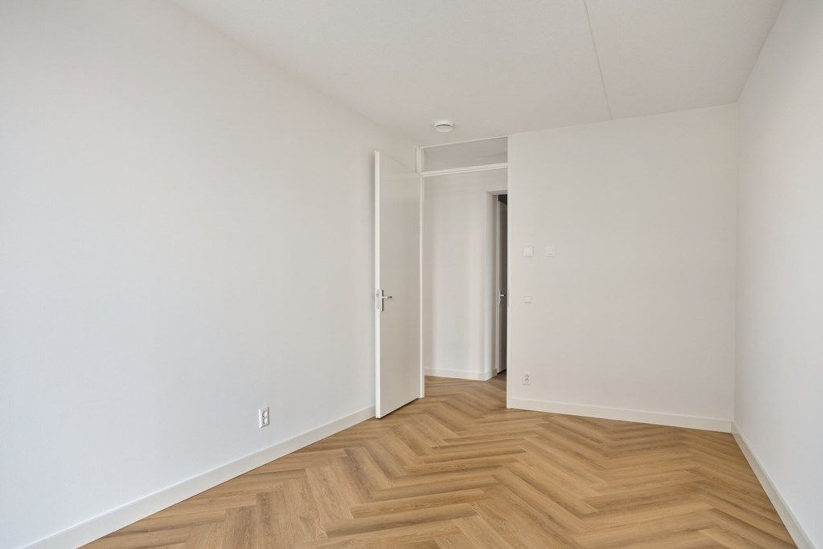 Baan 34 F17, Rotterdam foto-9