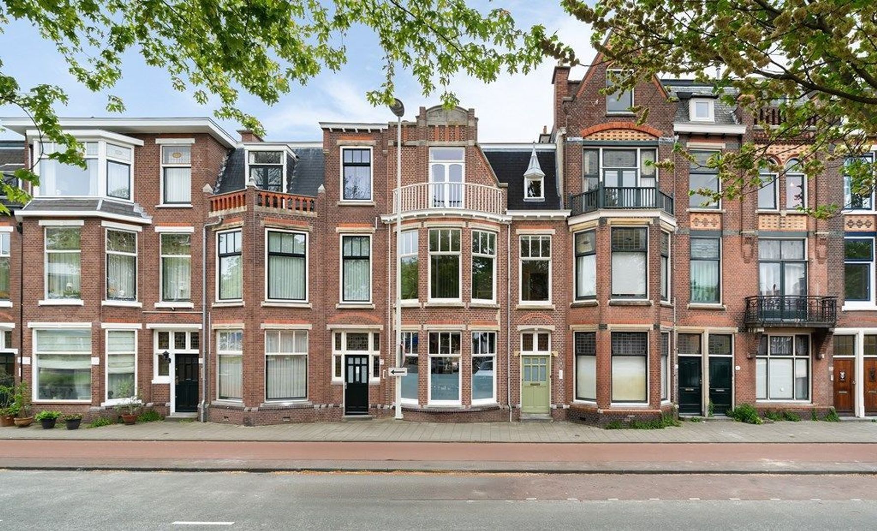 Valkenboslaan 14, Den Haag foto-0