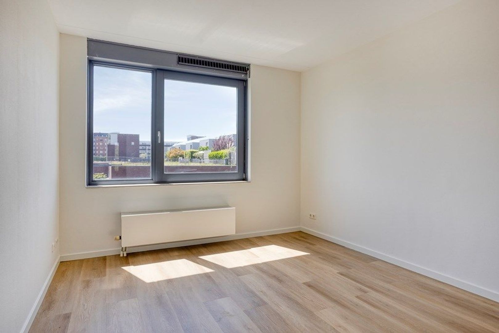 Middeldijkerplein 101, Barendrecht foto-12