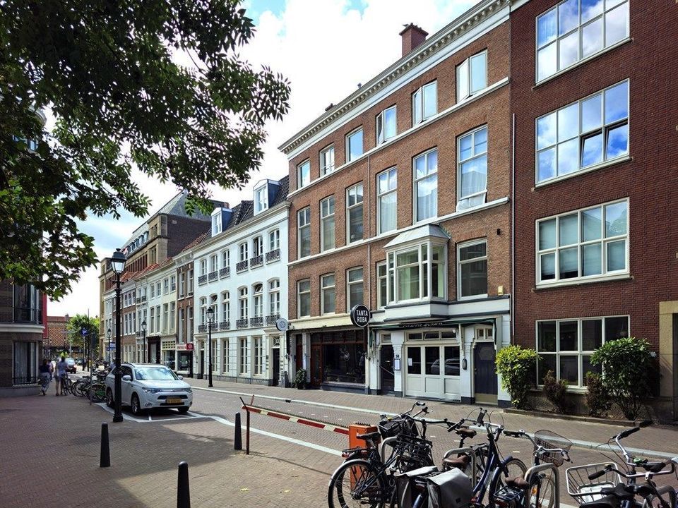 Zeestraat 58 A, Den Haag