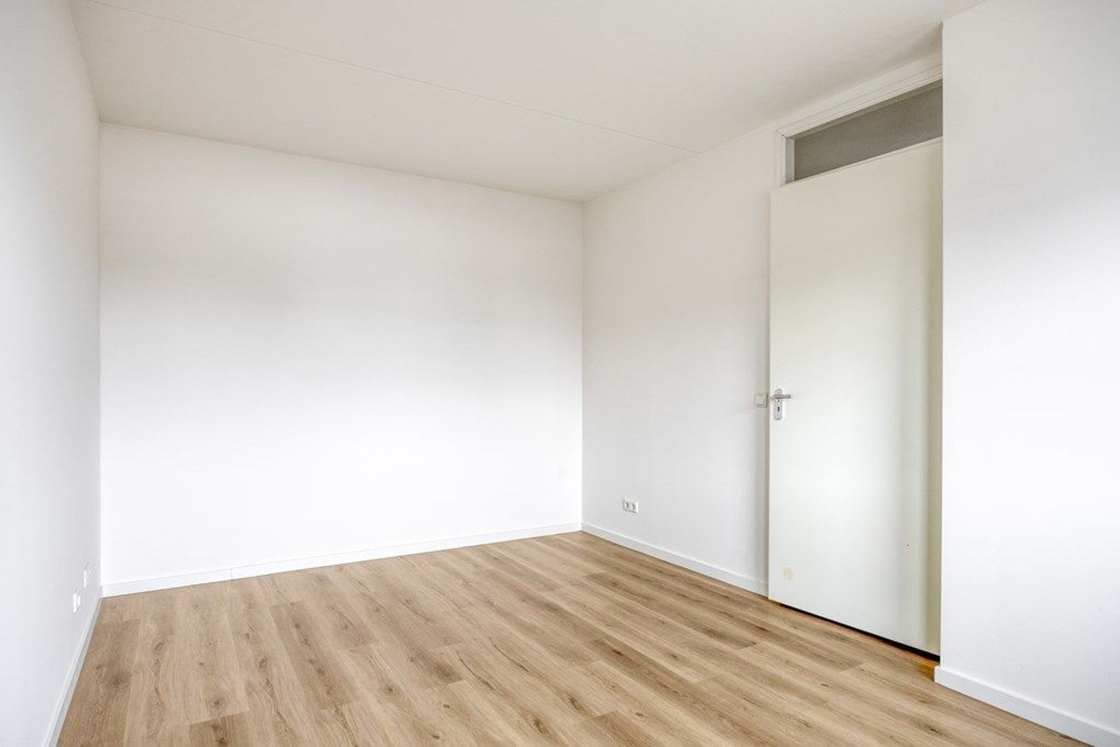 Middeldijkerplein 107, Barendrecht foto-9