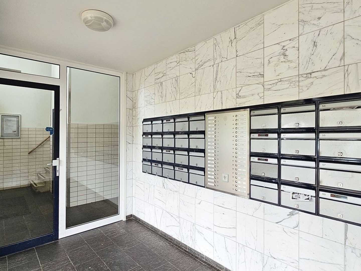 van Tuyll van Serooskerkenstraat 55, Voorburg foto-27