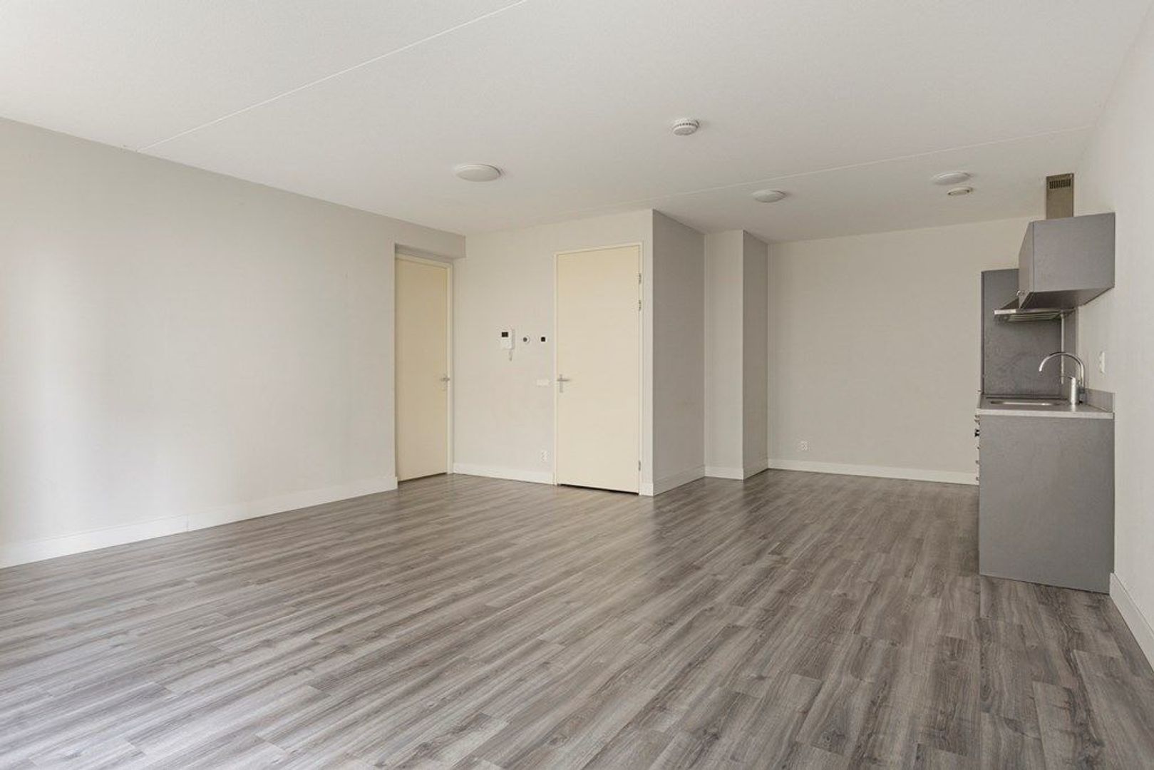 1E Lulofsdwarsstraat 16 B, Den Haag foto-2