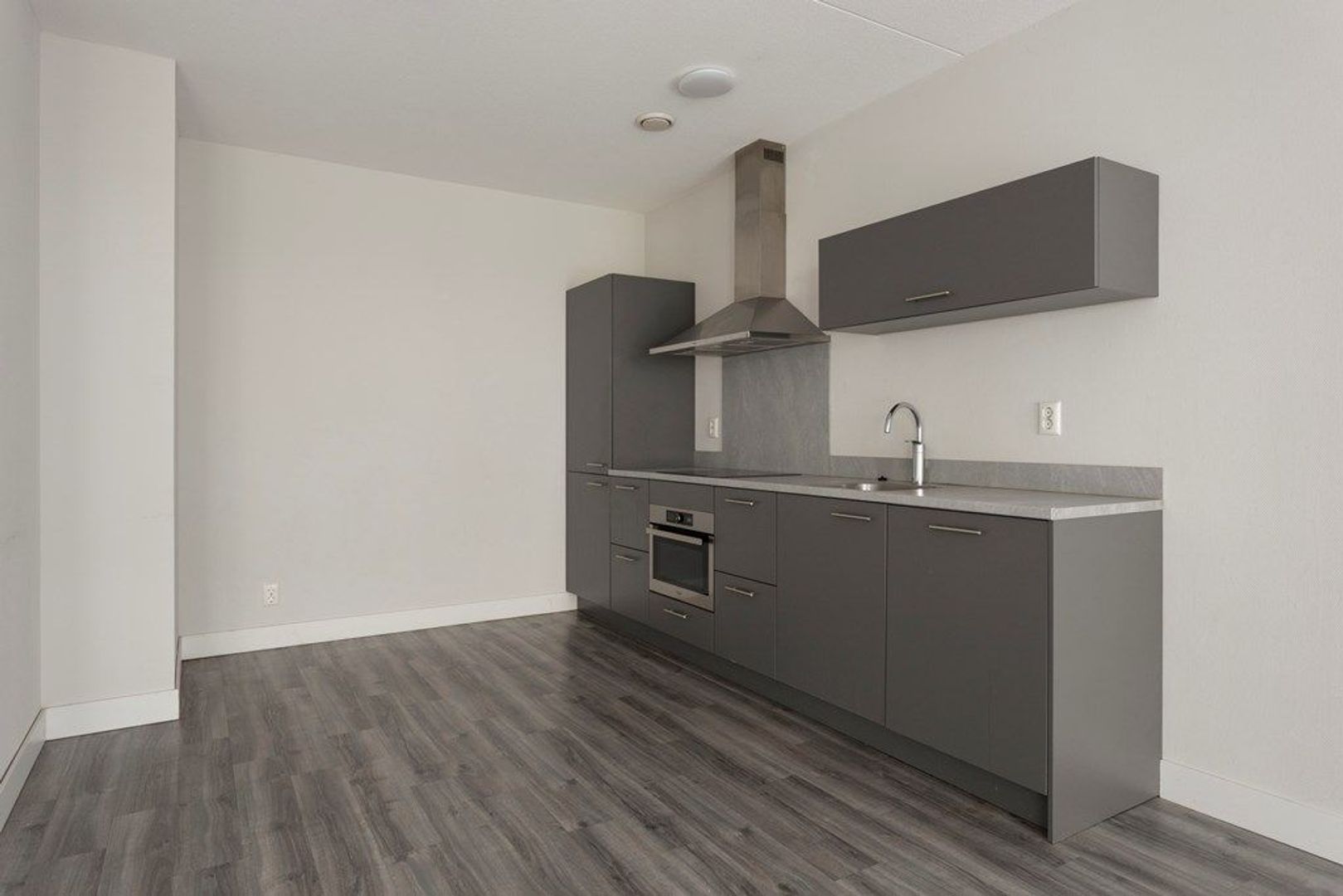 1E Lulofsdwarsstraat 16 B, Den Haag foto-4